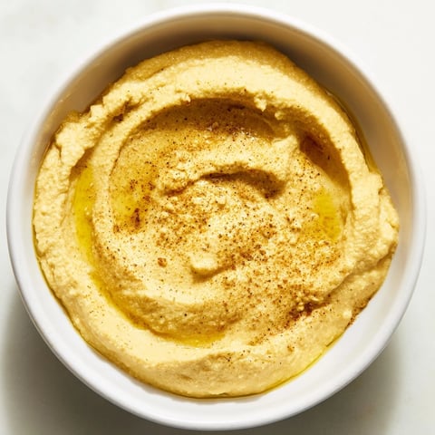 Sauté de poulet crémeux et savoureux, parfait pour une sauce riche pour les pâtes.